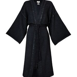 Simpuna Crinkle Black Kimono